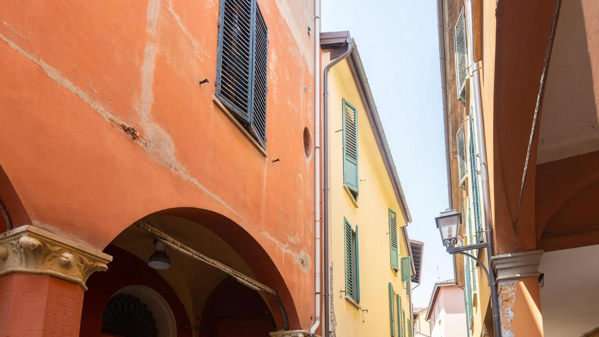 Family & Friends Bologna By Shortholidays 0*,  Италия